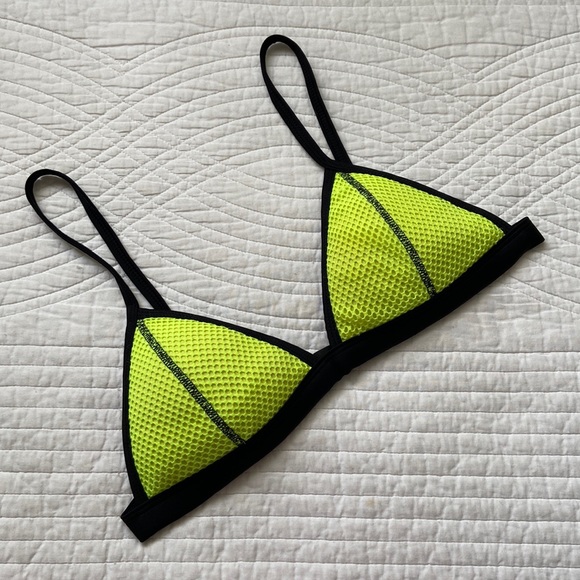 Triangl Ollie Coco Moon Bikini Top Neoprene Mesh Crochet Yellow Black Small - Picture 14 of 16